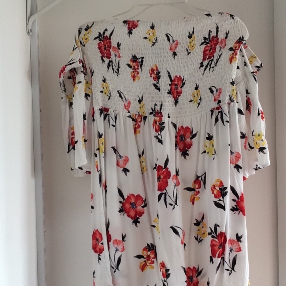 WHITE FLORAL SHOULDERLESS DRESS